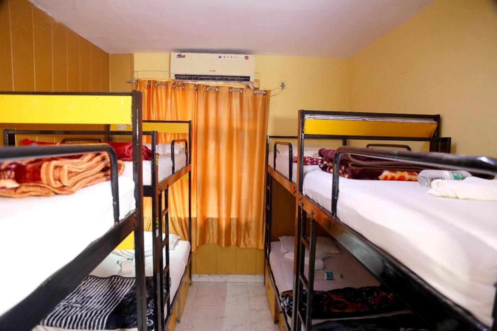 Bunk Hostel Delhi Best Backpacking Accommodation Yeni Delhi Dış mekan fotoğraf