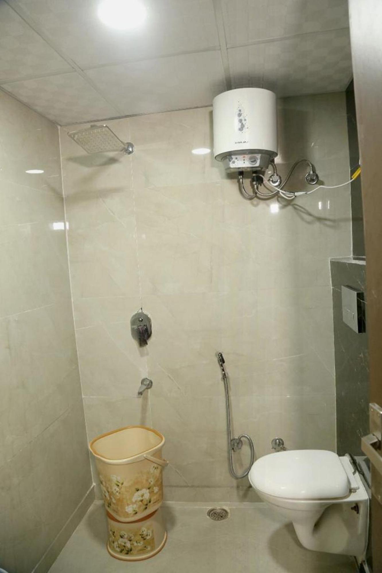 Bunk Hostel Delhi Best Backpacking Accommodation Yeni Delhi Dış mekan fotoğraf