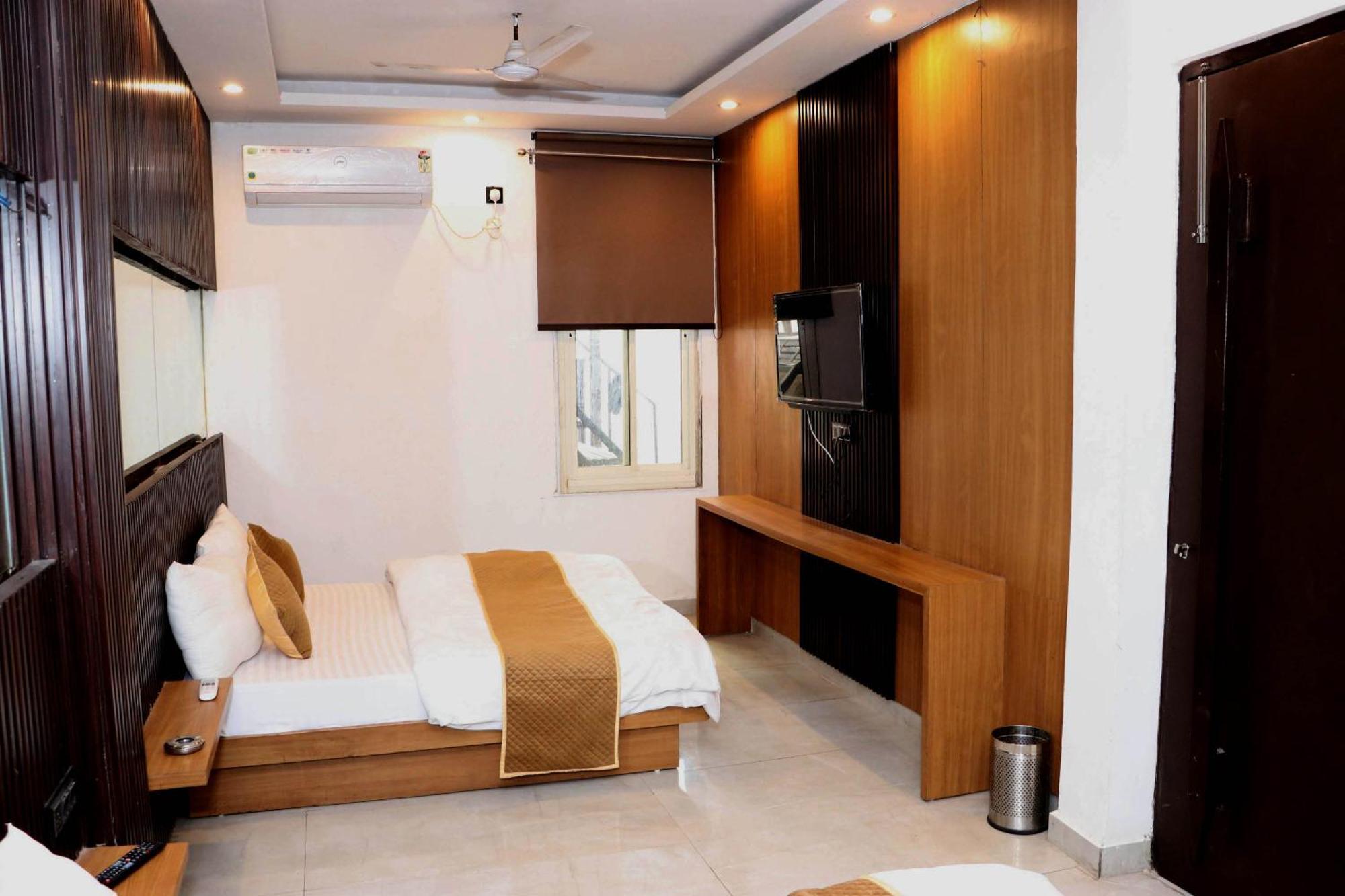 Bunk Hostel Delhi Best Backpacking Accommodation Yeni Delhi Dış mekan fotoğraf
