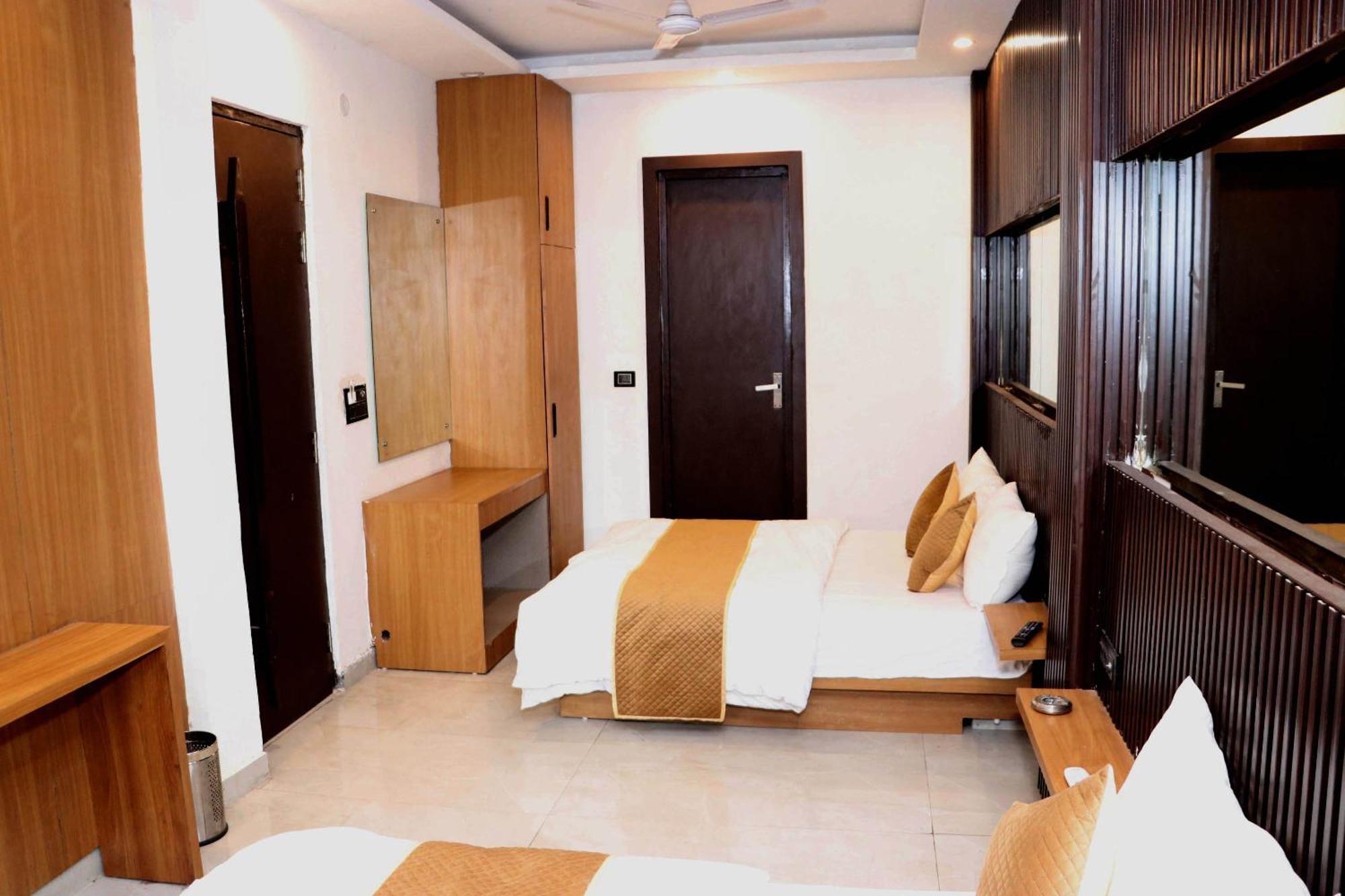 Bunk Hostel Delhi Best Backpacking Accommodation Yeni Delhi Dış mekan fotoğraf